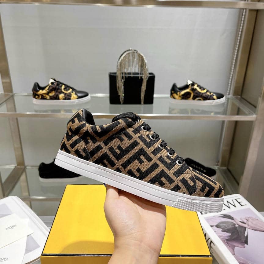 Fendi Sneaker-36